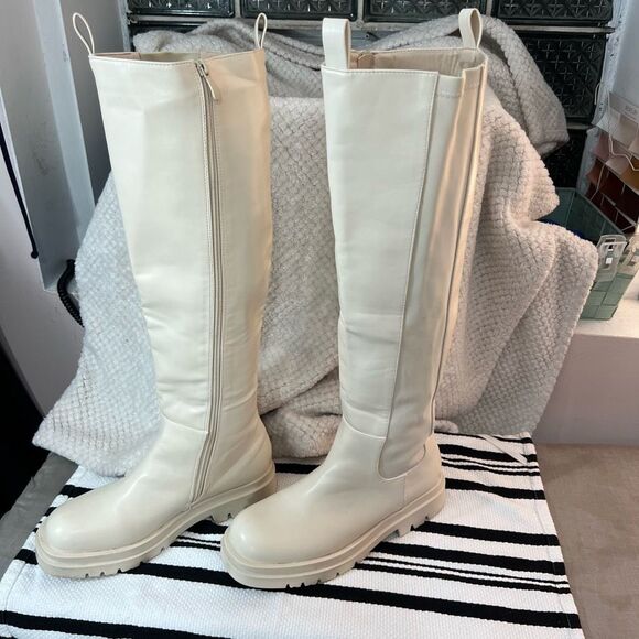 Fashion Nova Nude Big Moves Chelsea Lug Sole Knee High Boots Size 11 - Picture 3 of 11